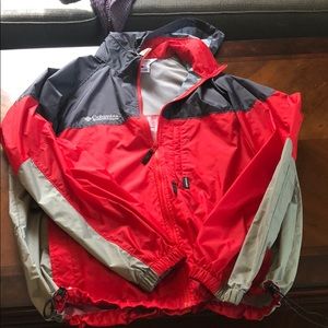 Columbia Men’s light, waterproof wind breaker